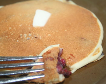 pancakes with cherries and almonds