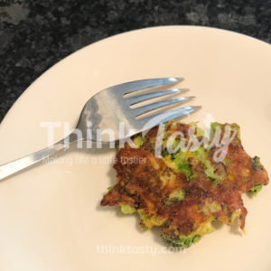 Pan-fried broccoli and cheese cakes